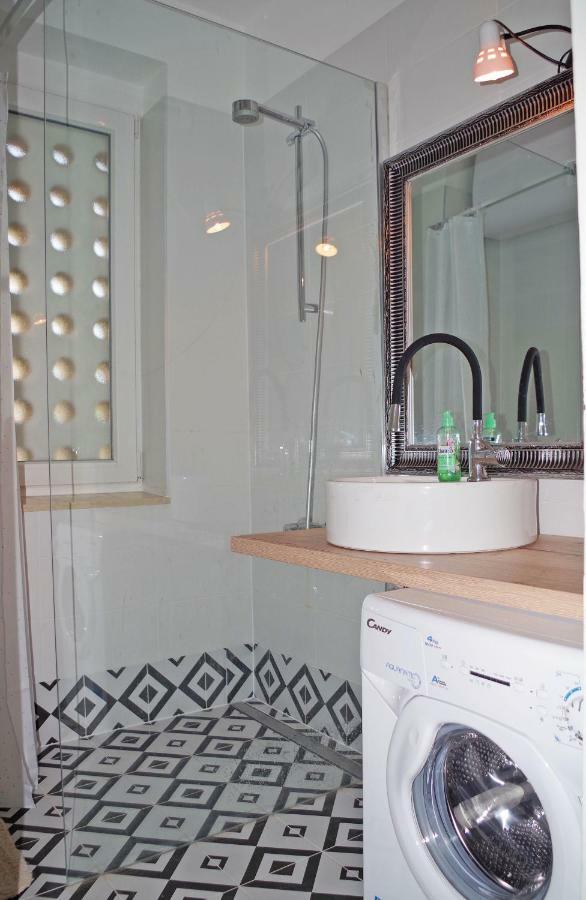 Apartment Lola App In City Center, 4+1 Pax *